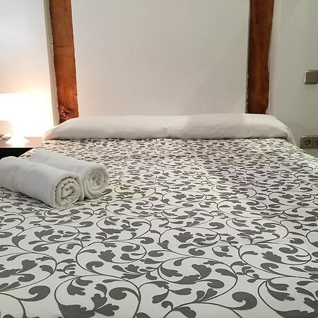 Apartamentos Good Stay Prado Мадрид Екстериор снимка