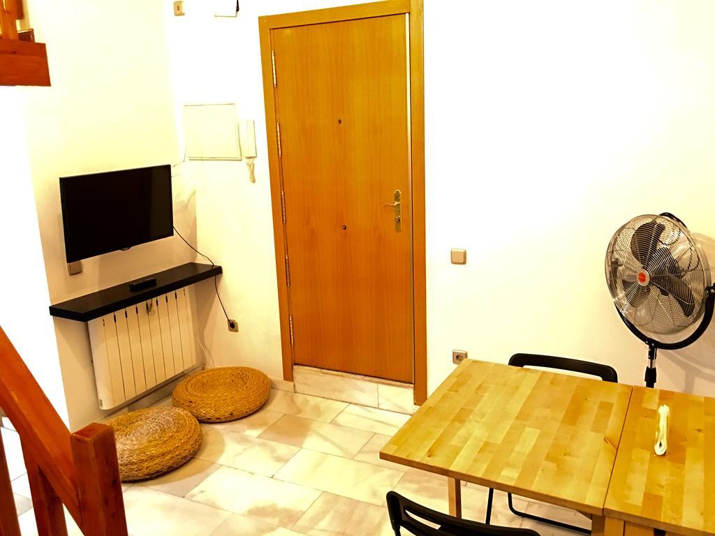 Apartamentos Good Stay Prado Мадрид Екстериор снимка