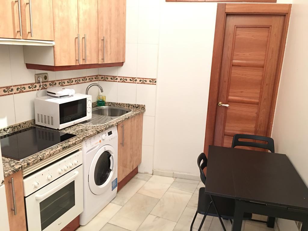 Apartamentos Good Stay Prado Мадрид Екстериор снимка