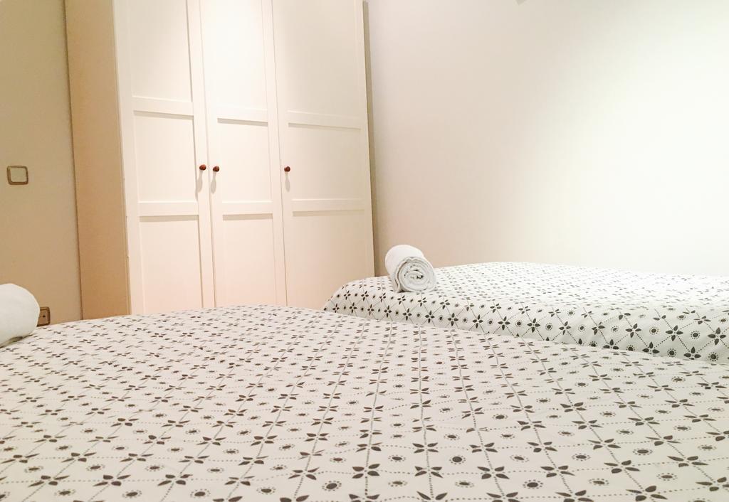 Apartamentos Good Stay Prado Мадрид Екстериор снимка